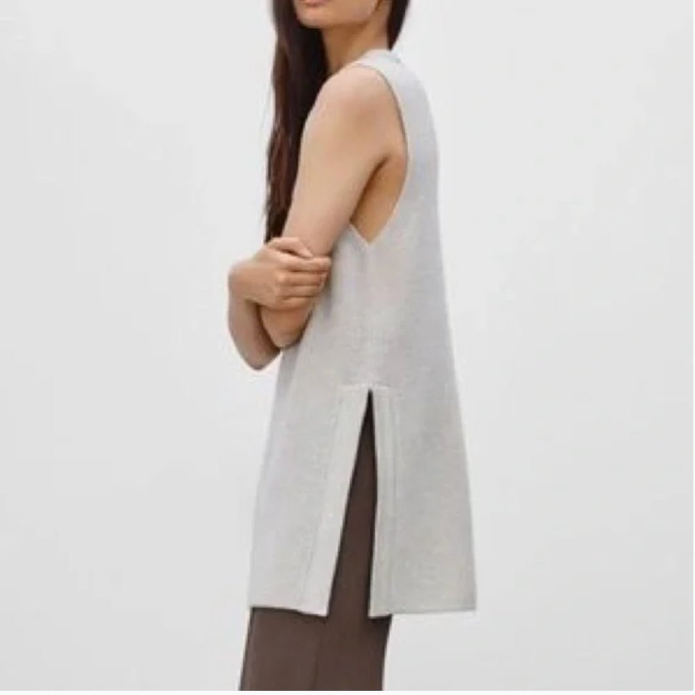 Wilfred Sleeveless mockneck sweater from Aritzia.